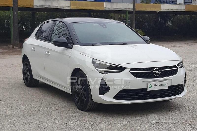 Usata Opel Corsa GS Line 101 CV (74 kW) 2020 Bianco Utilitaria