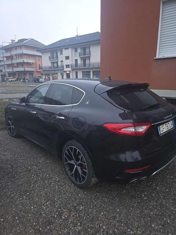 Usata Maserati Levante 275 CV (202 kW) 2016 SUV