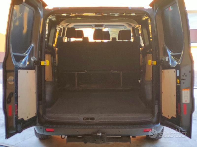 Usata Ford Transit Custom Titanium 131 CV (96 kW) 2017 Berlina