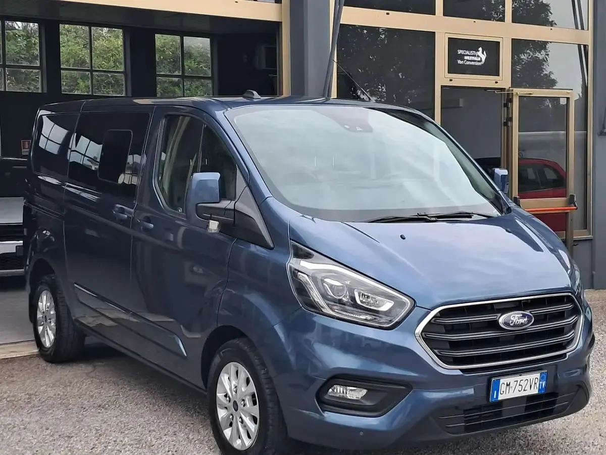 Usata Ford Transit Custom 131 CV (96 kW) 2023 Blu/azzurro Furgone