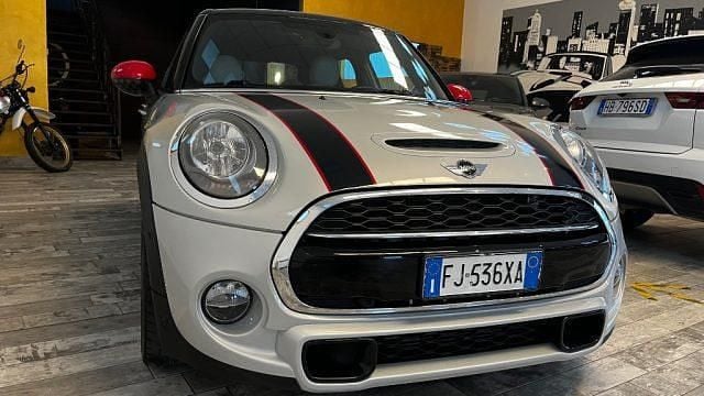 Usata Mini Cooper S Hype 192 CV (141 kW) 2017 Argento Utilitaria