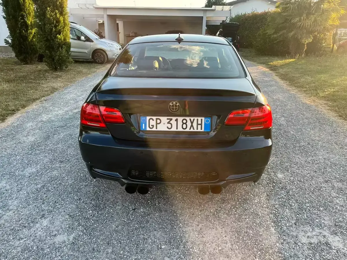 Usata BMW 335 M Sport 450 CV (330 kW) 2006 Bluazzurro