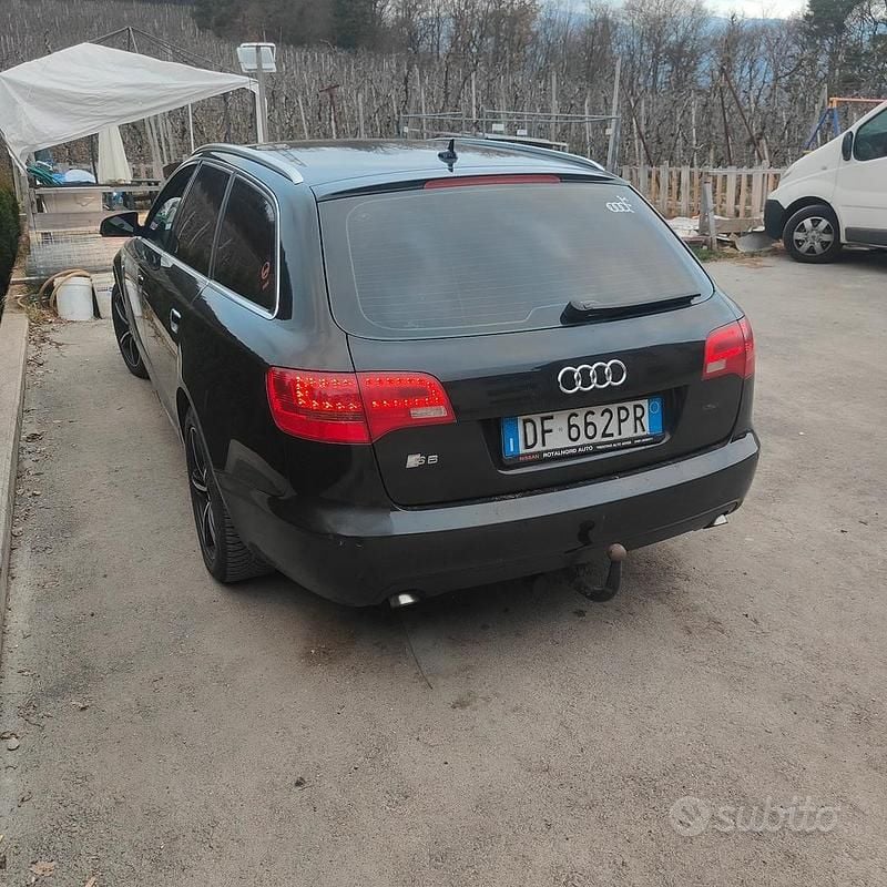 Usata Audi A6 180 CV (132 kW) 2006 Nero Station wagon