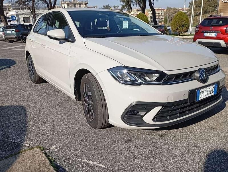 Usata 2023 VW Polo Life Berlina | 17.000 € (Ottimo prezzo) - Immagine 1/4
