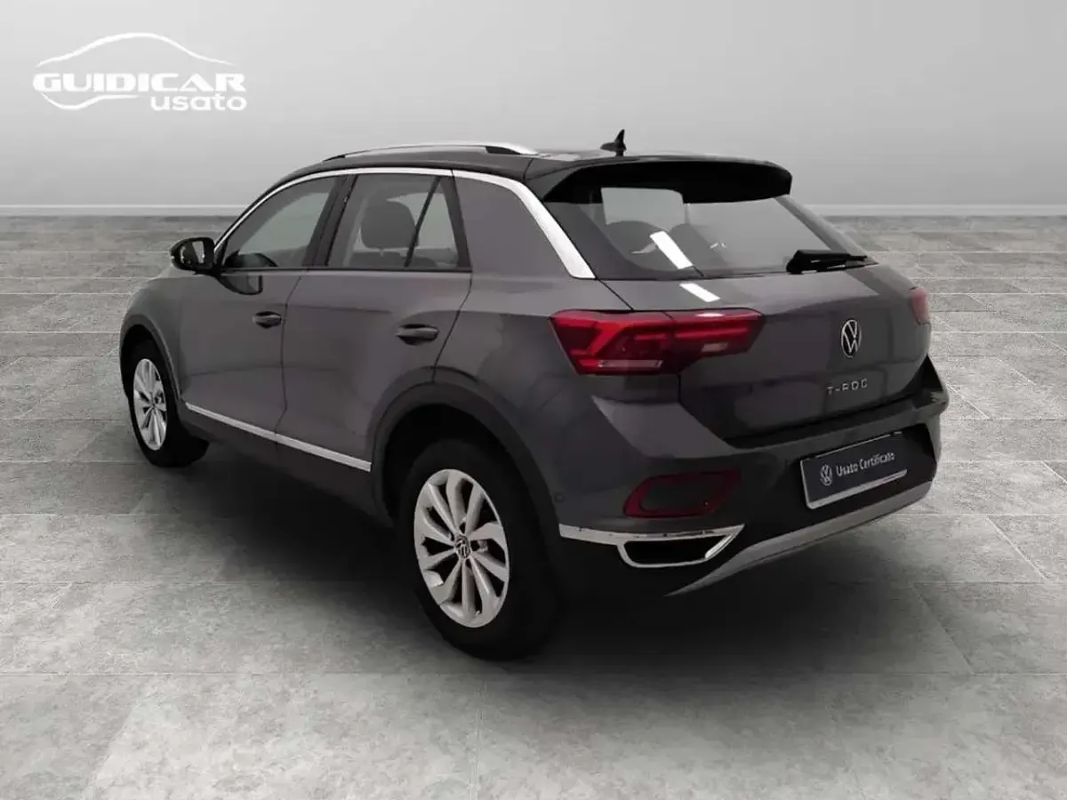 Usata VW T-Roc Style 116 CV (85 kW) 2025 Grigio SUV