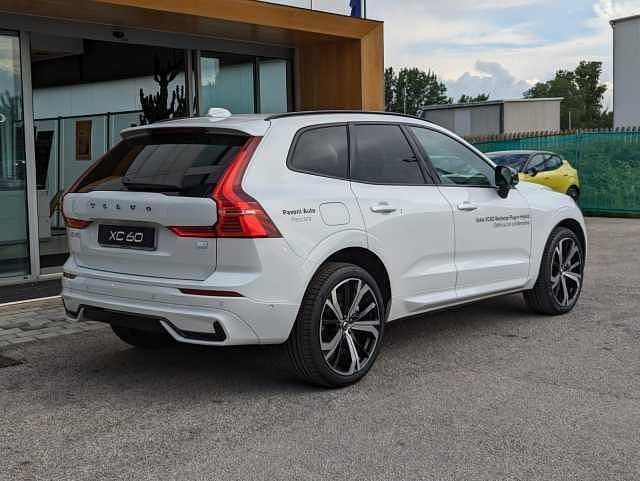 Usata Volvo XC60 350 CV (257 kW) 2024 Bianco SUV