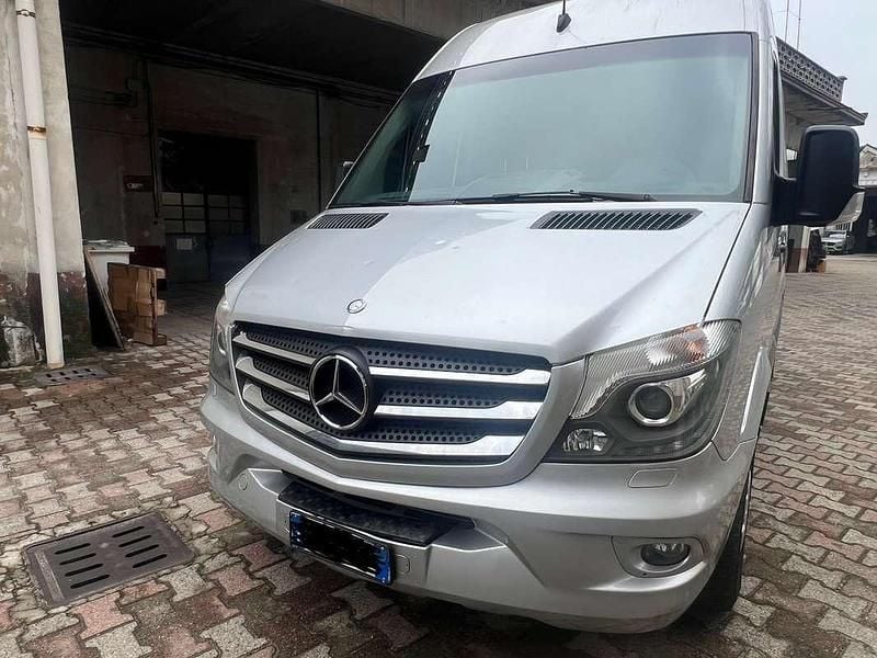 Usata 2015 Mercedes Sprinter Edition Furgone | 15.500 € (Buon prezzo) - Immagine 1/4