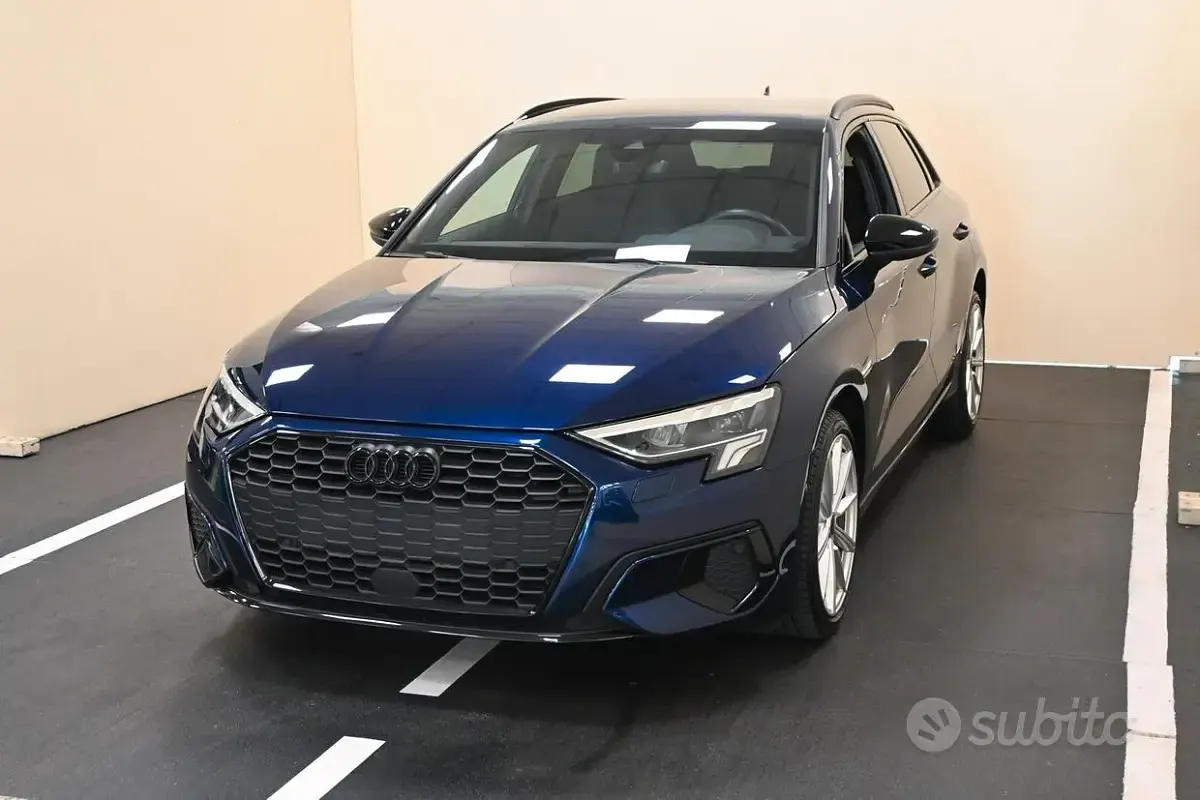 Usata Audi A3 Advanced 116 CV (85 kW) 2023 Bluazzurro Berlina