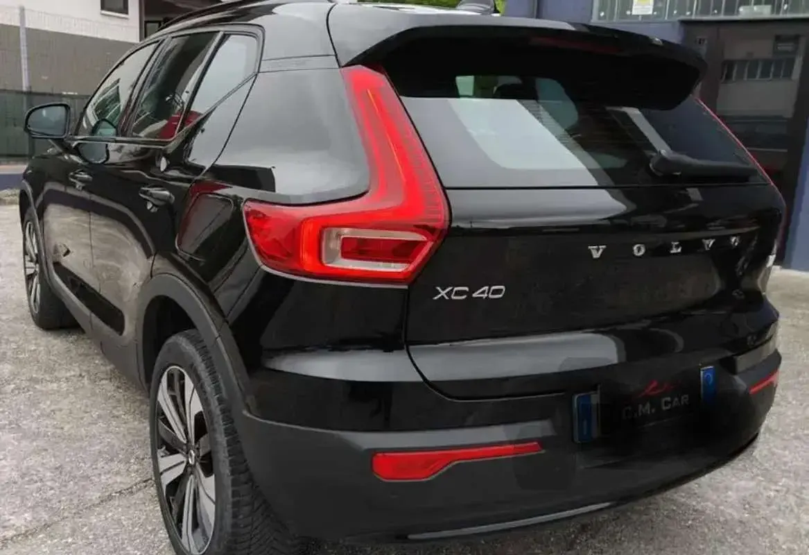 Usata Volvo XC40 Core 80 kW (109 CV) 2022 SUV