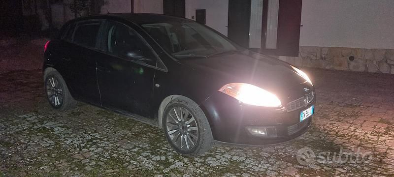 Nero Usata 2009 Fiat Bravo Due volumi | 1200 € (Super prezzo) - Immagine 1/4