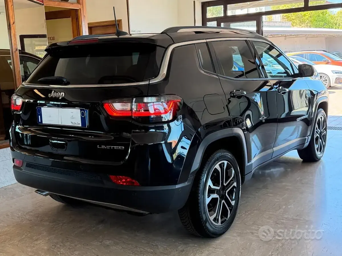 Usata Jeep Compass Limited 131 CV (96 kW) 2021 Nero SUV