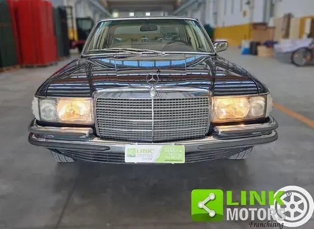 Usata Mercedes 280 SE 184 CV (135 kW) 1976 Nero Berlina