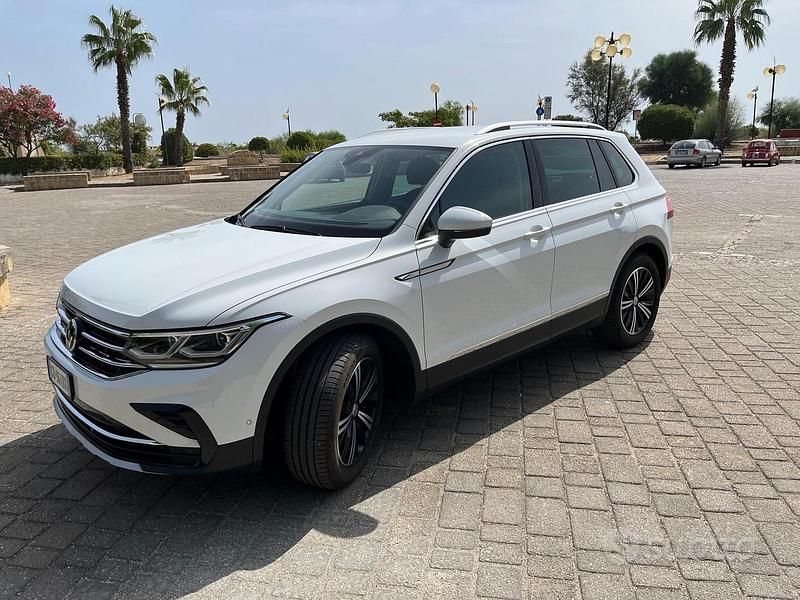 Usata VW Tiguan Elegance 150 CV (110 kW) 2021 Bianco SUV