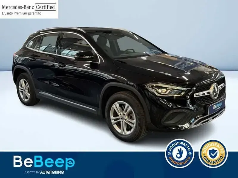 Usata Mercedes GLA250 160 CV (117 kW) 2023 Nero metallizzato SUV
