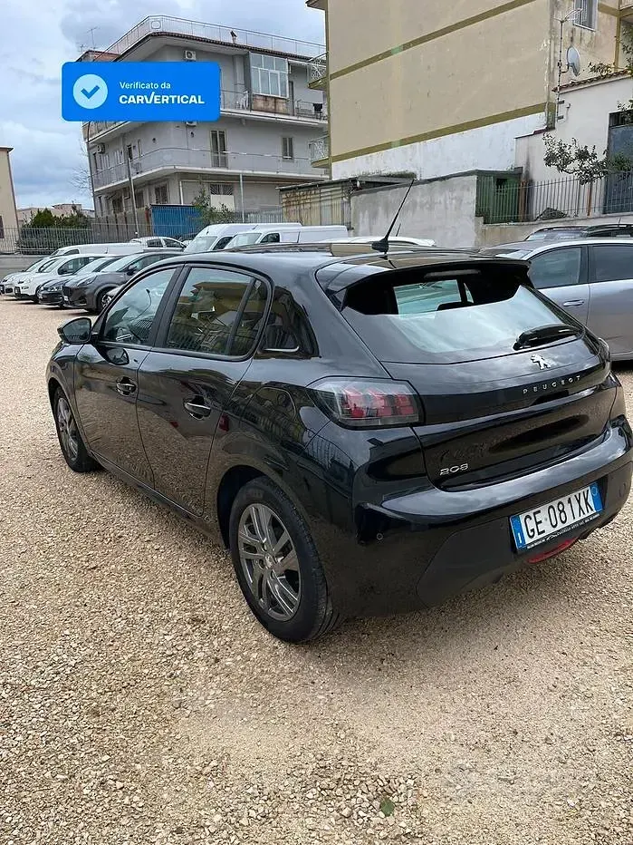 Usata Peugeot 208 Active 75 CV (55 kW) 2021 Nero Utilitaria