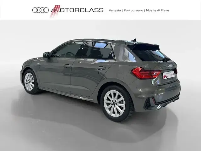 Usata Audi A1 Sportback S-Line 116 CV (85 kW) 2025 Grigio chronos metallizzato Utilitaria
