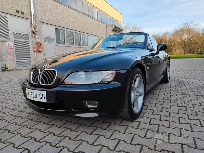 Usata BMW Z3 140 CV (102 kW) 1998 Blu Cabrio
