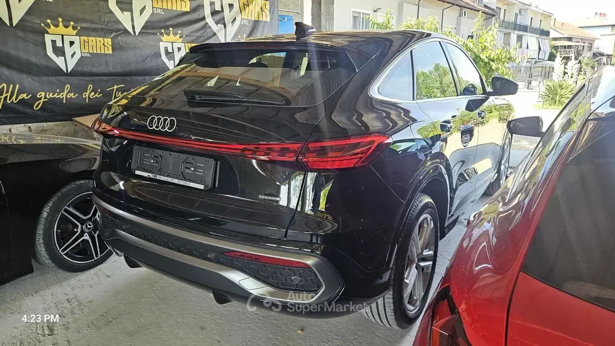 Nouvelle Audi Q5 Sportback S-Line 204 ch (150 kW) 2026 Noir SUV