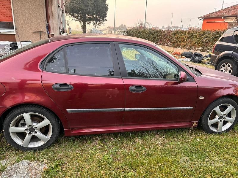 Usata Saab 9-3 125 CV (91 kW) 2004 Berlina