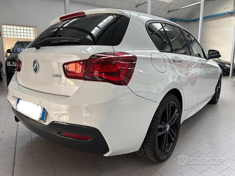 Usata BMW 116 M Sport 109 CV (80 kW) 2019 Bianco Utilitaria