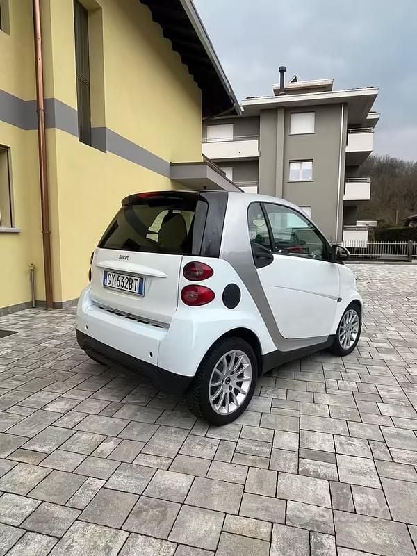 Usata Smart ForTwo Coupé Passion 71 CV (52 kW) 2007 Bianco Coupé