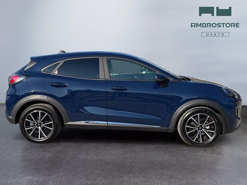 Usata Ford Puma Titanium 125 CV (91 kW) 2022 Blue blazer SUV