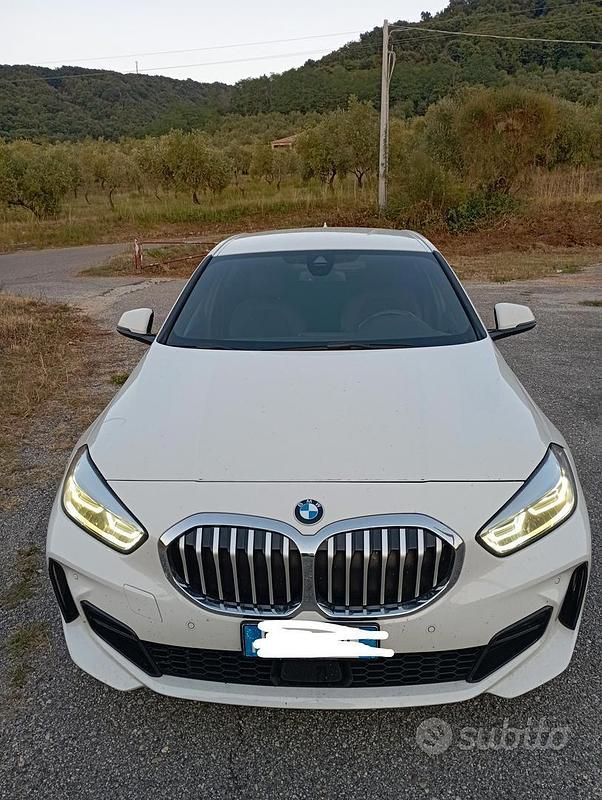 Usata BMW 118 150 CV (110 kW) 2020 Bianco Utilitaria