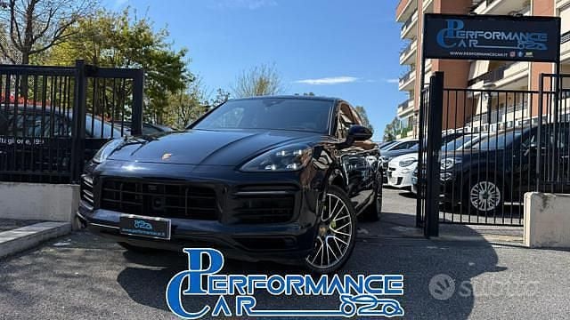 Usata Porsche Cayenne 340 CV (250 kW) 2022 Blu metallizzato SUV