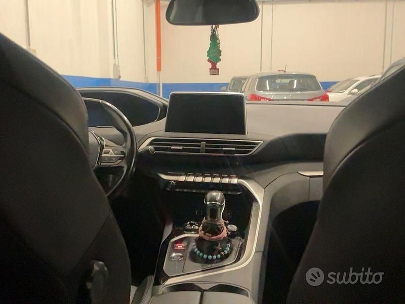 Usata Peugeot 3008 Allure 130 CV (95 kW) 2019 Grigio SUV