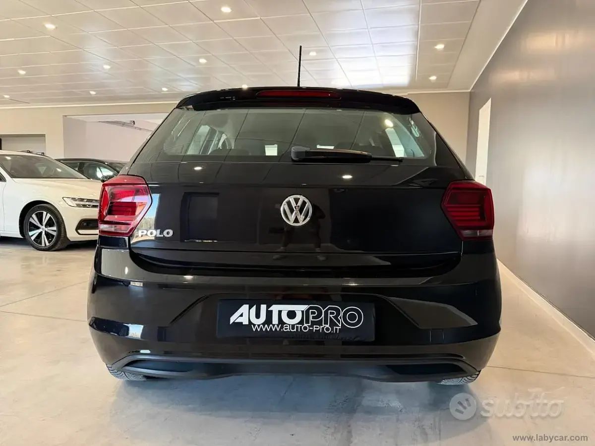 Usata VW Polo Comfortline 80 CV (58 kW) 2018 Nero Utilitaria