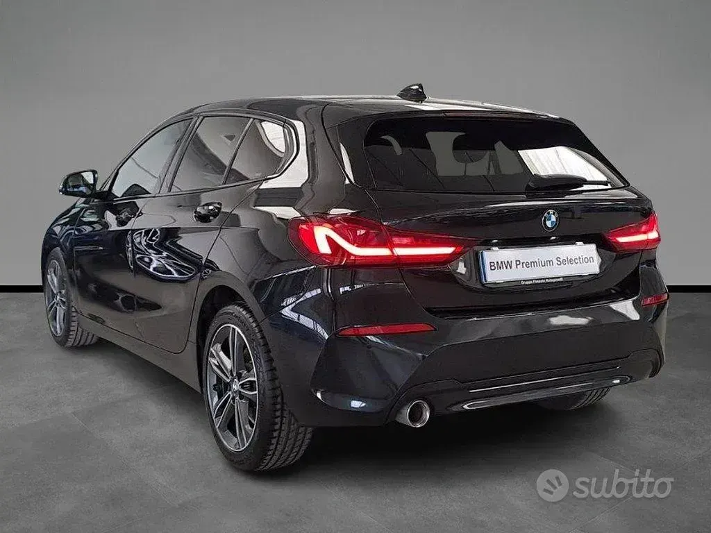 Usado BMW 116 Sport Line 116 CV (85 kW) 2020 Negro Utilitario