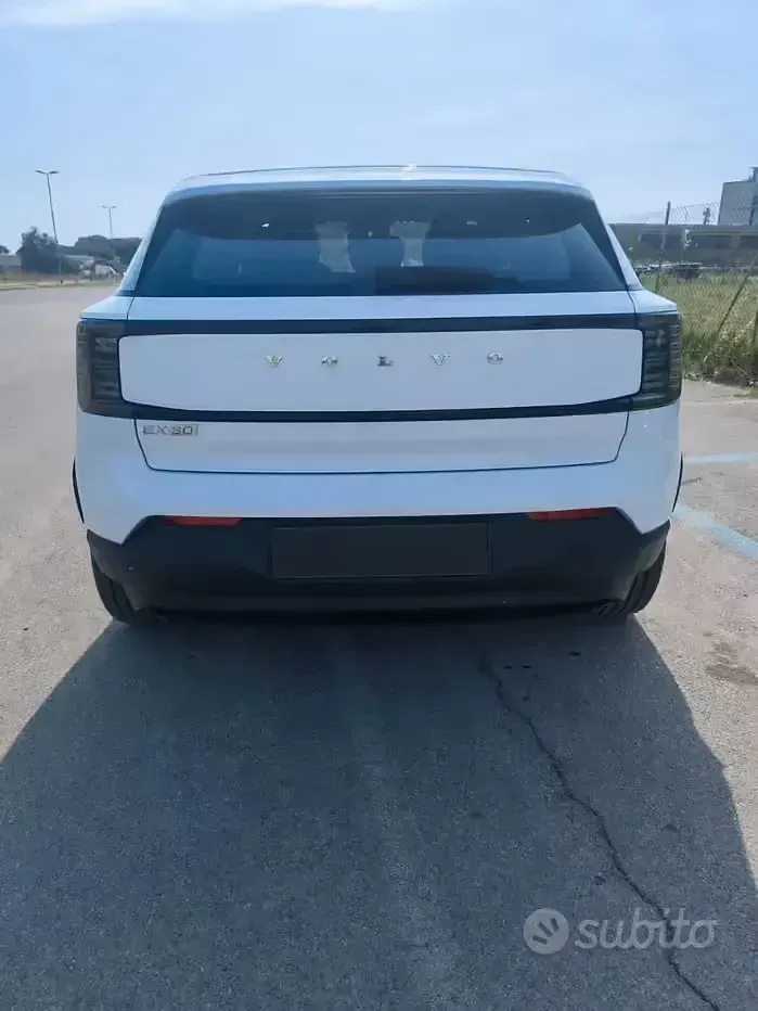 Usata Volvo EX30 Core 200 kW (272 CV) 2025 SUV