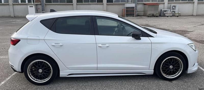 Usata Seat Leon Style 110 CV (80 kW) 2017 Bianco Berlina