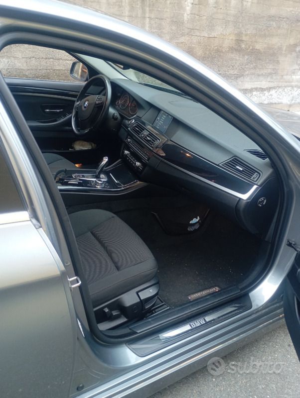 Usata BMW 520 184 CV (135 kW) 2011 Grigio Berlina