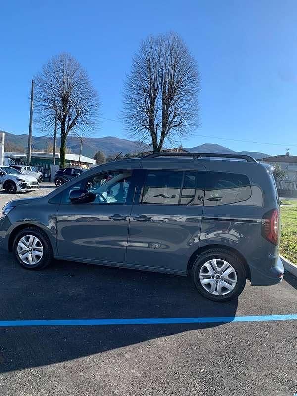 Usata Renault Kangoo Edition One 95 CV (69 kW) 2022 Grigio Monovolume