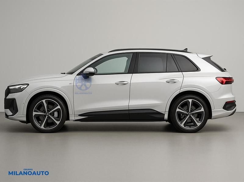 Usata Audi Q6 e-tron S-Line 185 kW (252 CV) 2025 Bianco SUV