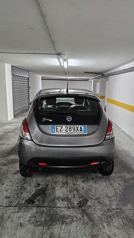 Usata Lancia Ypsilon Silver 80 CV (58 kW) 2015 Utilitaria