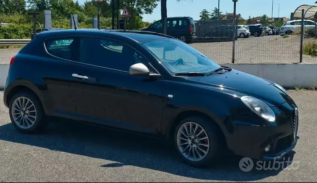 Usata Alfa Romeo MiTo 95 CV (69 kW) 2017 Nero Utilitaria