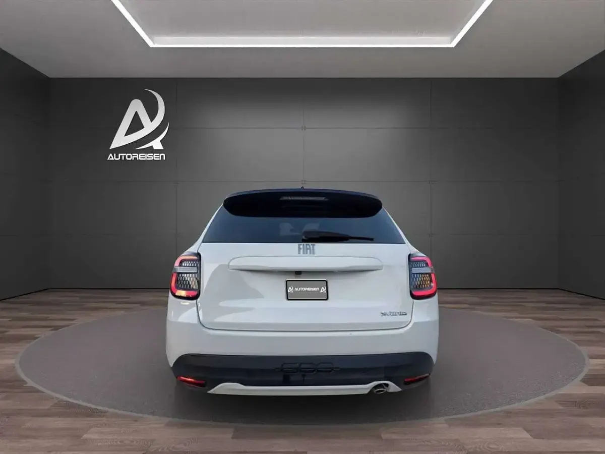 Usata Fiat 600 La Prima 110 CV (80 kW) 2025 Bianco SUV