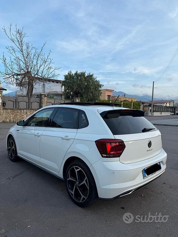Usata VW Polo R-line 80 CV (58 kW) 2019 Bianco Utilitaria