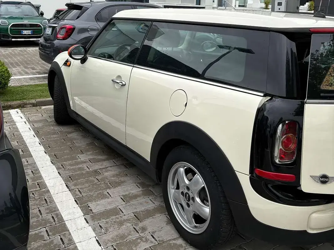 Usata Mini Cooper Clubman 122 CV (89 kW) 2011 Bianco Station wagon
