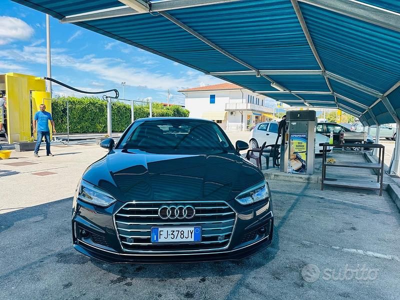 Usata Audi A5 S-Line 190 CV (139 kW) 2017 Blu Coupé