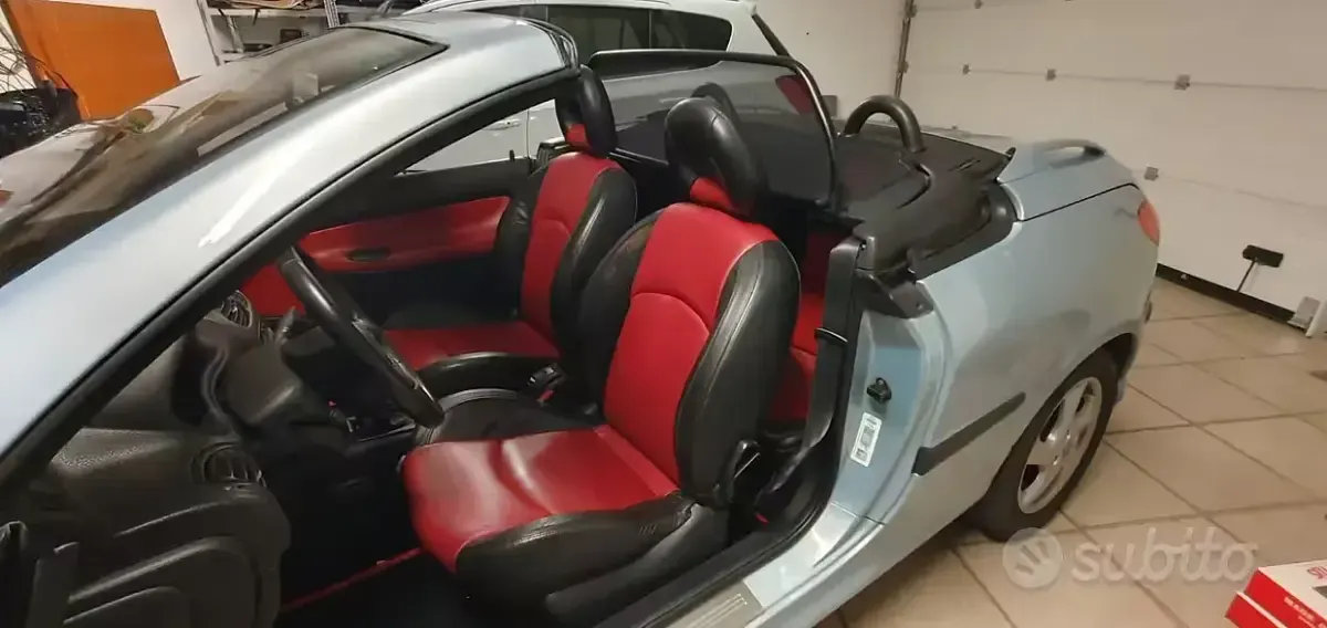 Usata Peugeot 206 CC 109 CV (80 kW) 2001 Bluazzurro Cabrio