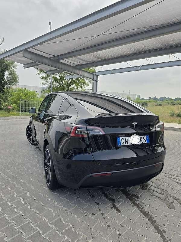 Usata Tesla Model Y 152 kW (208 CV) 2023 SUV