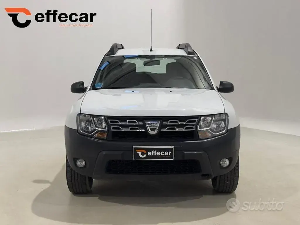 Usata Dacia Duster Ambiance 109 CV (80 kW) 2017 Bianco SUV