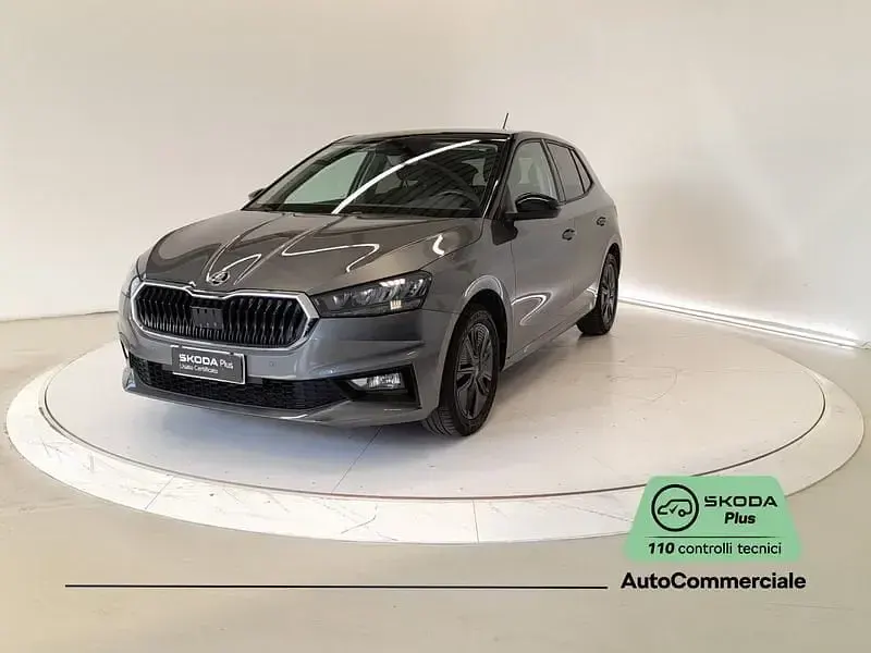 Usata Skoda Fabia 80 CV (58 kW) 2025 Grigio scuro Utilitaria