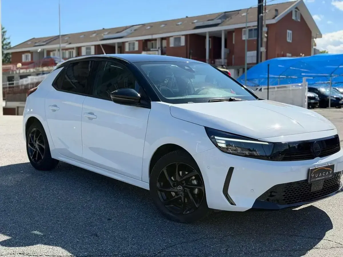 Usata Opel Corsa 75 CV (55 kW) 2022 Bianco Utilitaria