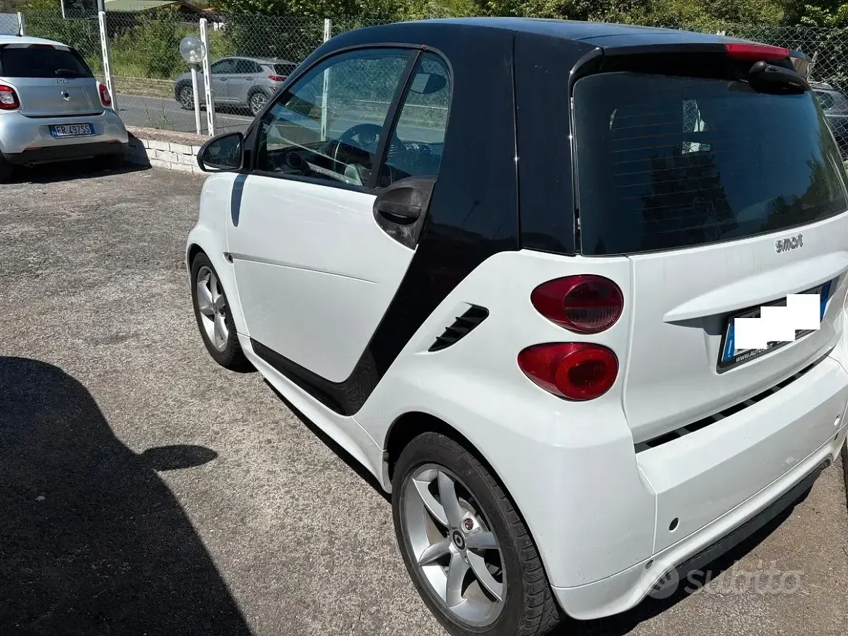 Usata Smart ForTwo Coupé Pulse 71 CV (52 kW) 2013 Bianco Coupé