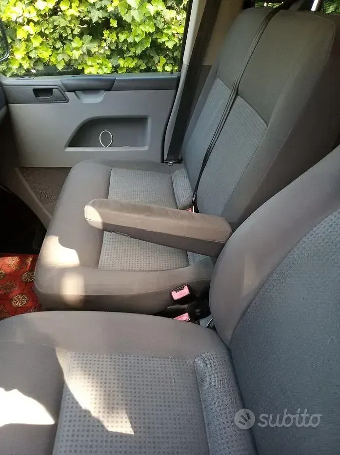 Usata VW Caravelle 120 CV (88 kW) 2009 Bianco Furgone