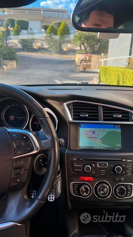 Usata Citroën DS4 114 CV (83 kW) 2013 Nero Utilitaria